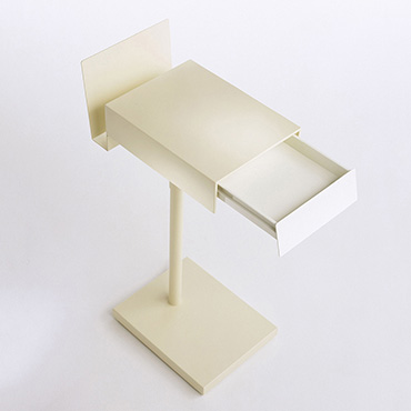 UBIQ Sidetable