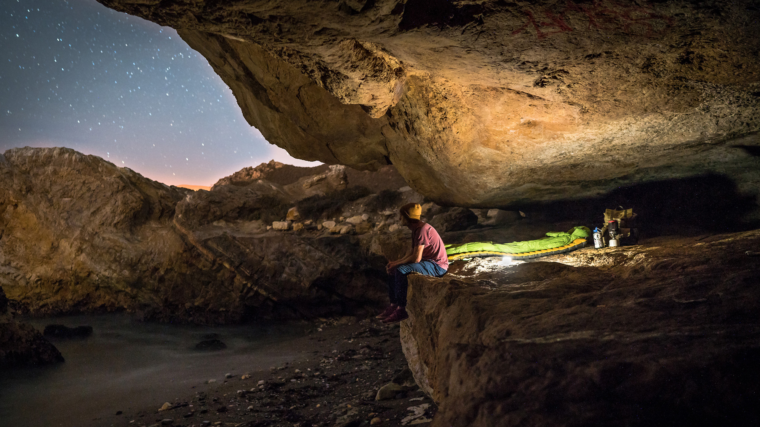 enevu_CUBE_Cave_Night